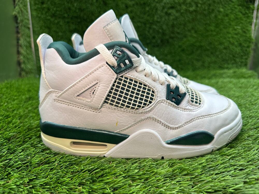 Air Jordan 4 Retro FQ8213-103 Athletic Sneaker Boys 5Y White Leather Basketball